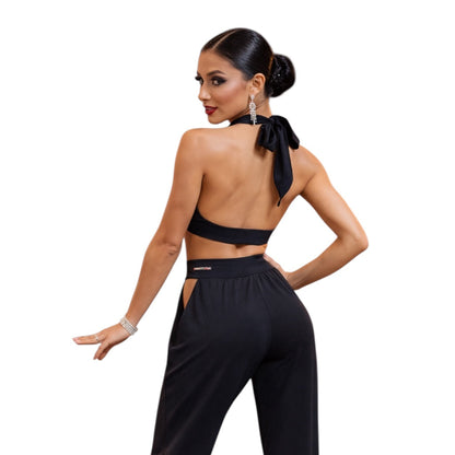 modella-con-top-danza-latina-leopardato-incrociato