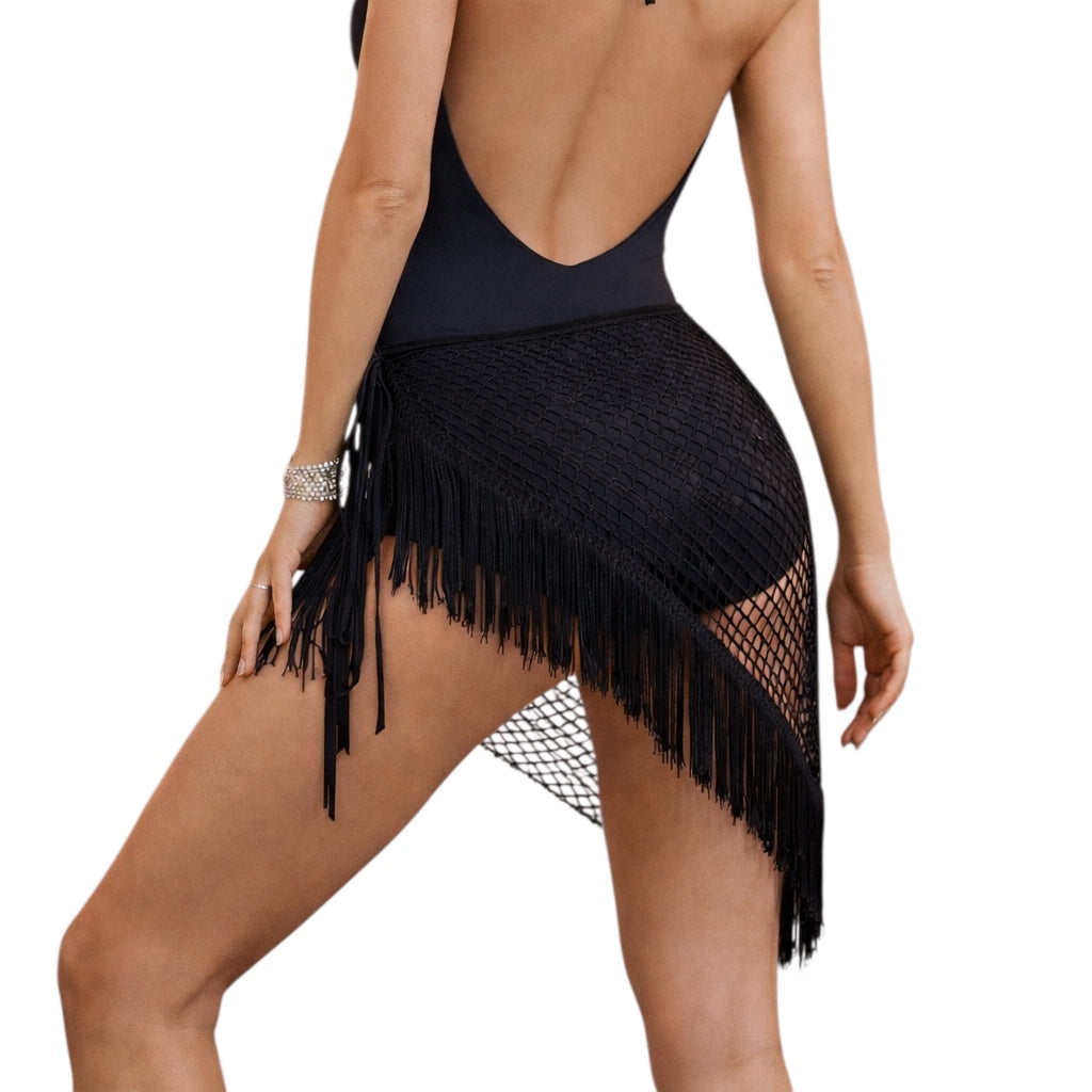Ballerina-danze-latine-con-gonna-foulard-frange-in-azione